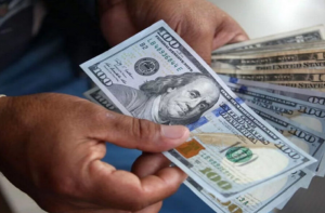 BCV: Se oficializa anclaje de préstamos comerciales al dólar oficial