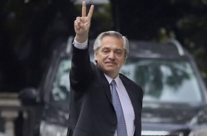 Empresarios buscan aumentos por decreto con el nuevo gabinete de Fernández