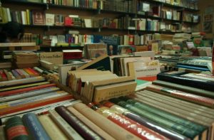 Descubra los mejores libros para aprender a organizarse financieramente