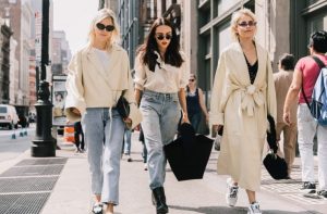 Tendencias de moda anticuadas en las que no vale la pena invertir