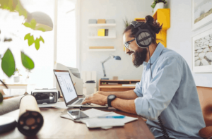 Cómo Ganar Dinero siendo un Nómada Digital