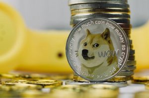 El Boom de los Meme Coins en el Espacio Cripto – Mira Algunos Ejemplos
