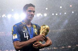 Descubra Cuáles son los Premios más Caros del Fútbol