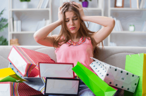 Conoce los Sentimientos y Acciones que Pueden Llevar a una Compra Impulsiva - ¿Cómo Evitarlas?